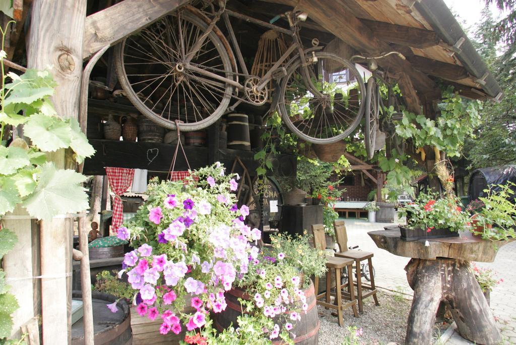 Farm Stay Frank Ozmec Wine And Glamping Estate Ljutomer Kültér fotó